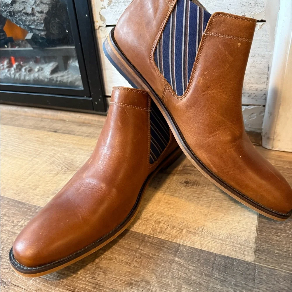 Elegant Tan Leather Slip-On Loafers - Picture 2 of 10